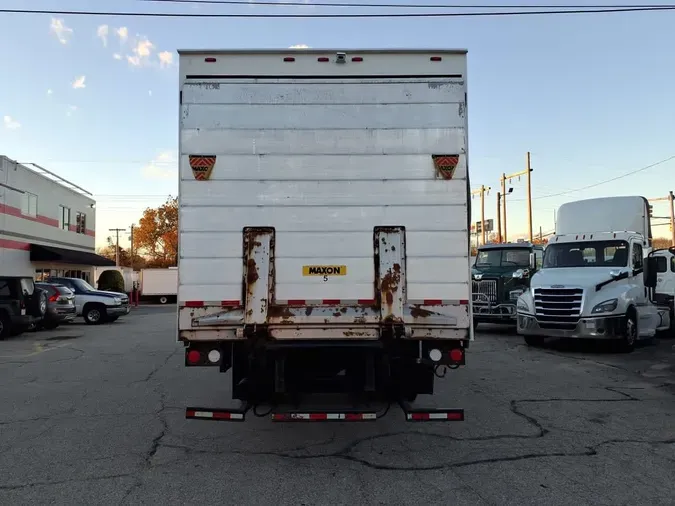 2020 FREIGHTLINER/MERCEDES M2 106