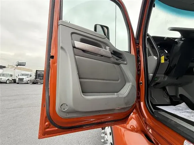 2019 KENWORTH T680