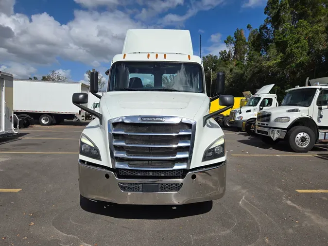 2020 FREIGHTLINER/MERCEDES NEW CASCADIA PX12664