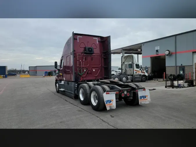 2023 Freightliner Cascadia