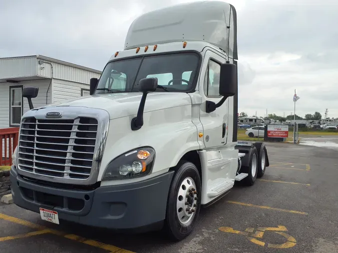 2018 FREIGHTLINER/MERCEDES CASCADIA 125f6997b401ec1397a704917a862cfb85f