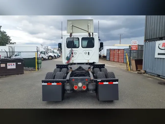 2020 FREIGHTLINER/MERCEDES CASCADIA 125f69aa6f3052a373e6726b3fffff08502