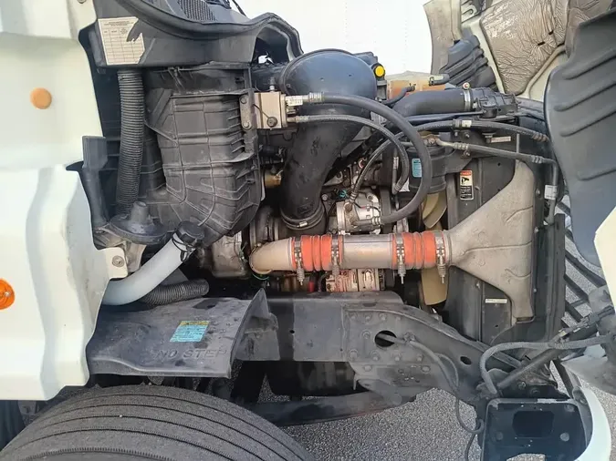 2017 FREIGHTLINER CASCADIA 113