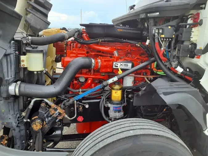 2020 NAVISTAR INTERNATIONAL LT625 SLPR CAB