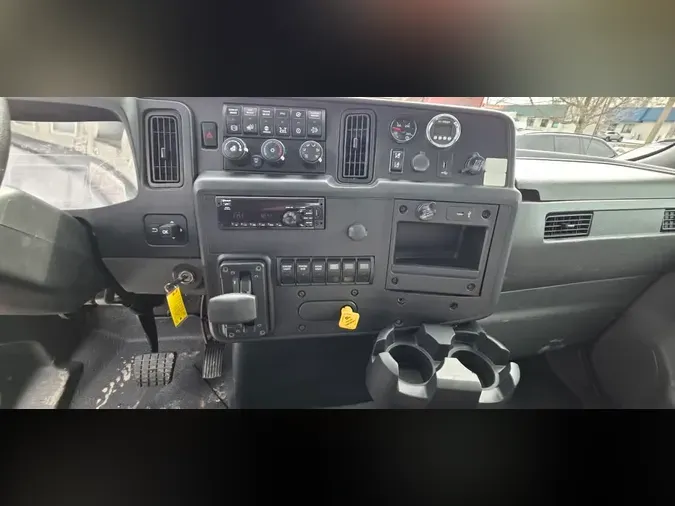 2020 NAVISTAR INTERNATIONAL MV607 (4X2)