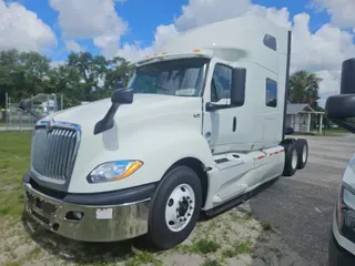 2019 NAVISTAR INTERNATIONAL LT625 SLPR CAB