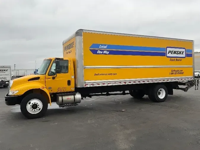 2019 INTERNATIONAL 4300