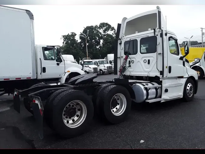 2020 FREIGHTLINER NEW CASCADIA PX12664