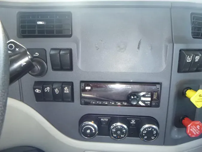 2021 Peterbilt 579