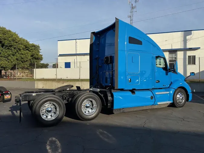 2021 Kenworth T680