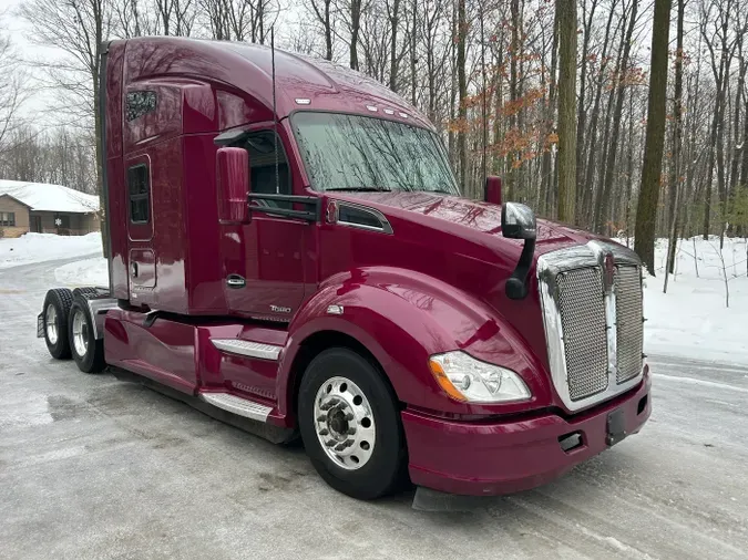 2022 Kenworth T680