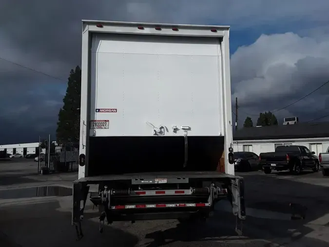 2019 FREIGHTLINER/MERCEDES M2 106