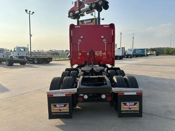 2019 Peterbilt 389