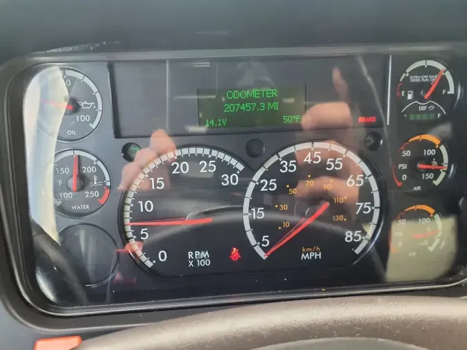 2019 FREIGHTLINER/MERCEDES M2 106