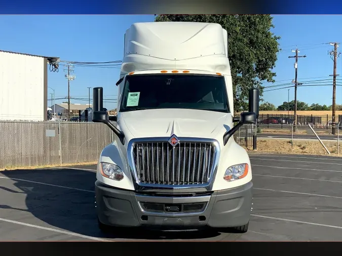 2021 INT LT625 6x4