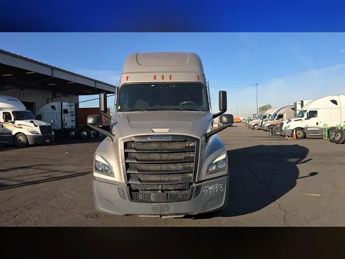 2023 Freightliner Cascadia 126f6b249f43f40a04b330642a4b0766c77