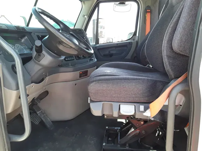 2018 FREIGHTLINER/MERCEDES CASCADIA 125