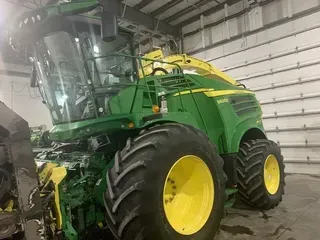 2016 John Deere 8600