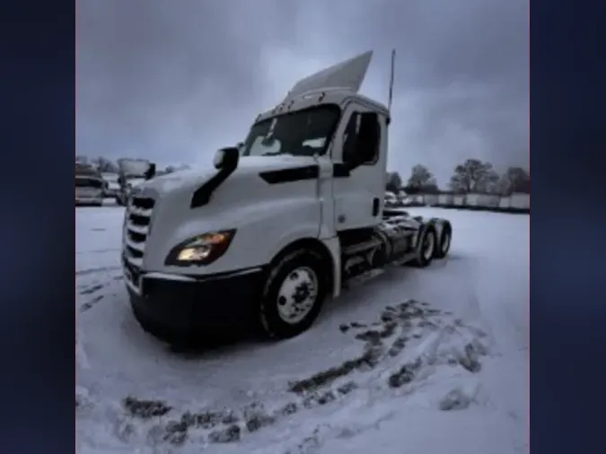2019 FREIGHTLINER/MERCEDES NEW CASCADIA PX12664f6bf4a8f6080f9e4149957616a0fbef3