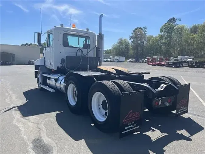 2003 MACK CH613