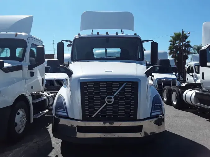 2019 VOLVO VNL64T-300f6cd2ef2e71461e604f232b3f720092f