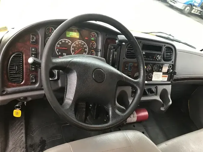 2018 Freightliner M2