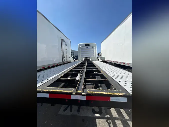 2020 FREIGHTLINER NEW CASCADIA 126