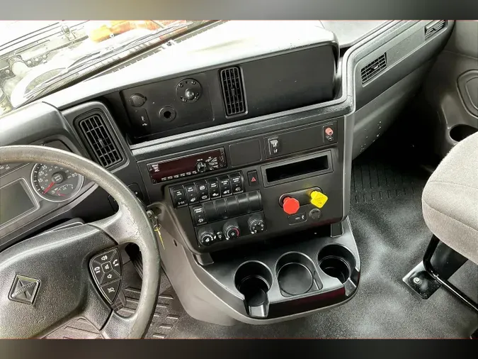 2020 INT LT625 6x4