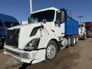 2007 VOLVO VNL64T300