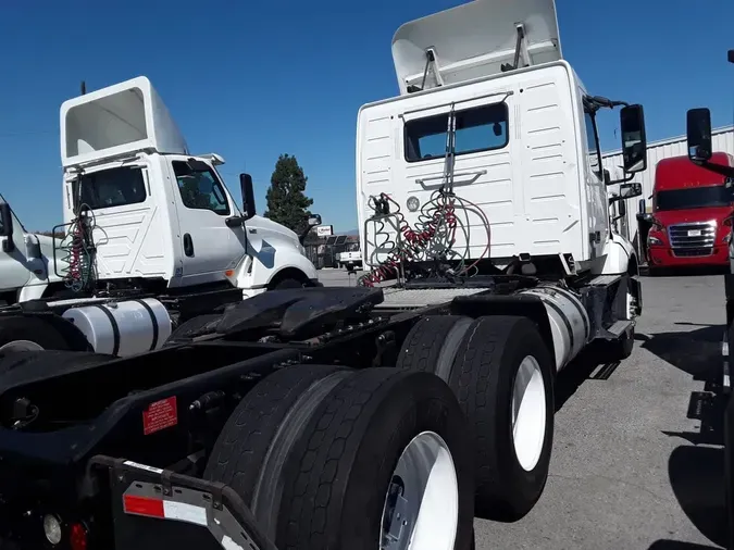 2019 VOLVO VNL64T-300f6d63c2e9ac0e712fcd9cc327a280357