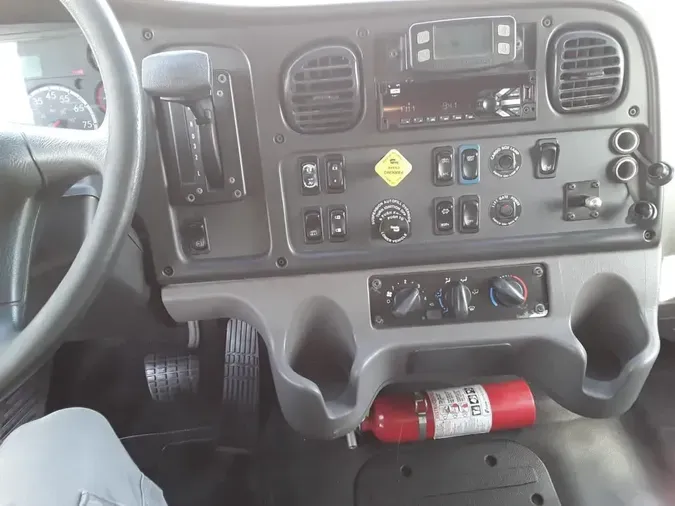 2019 FREIGHTLINER/MERCEDES M2 106f6d7c2f4449bf2c95aaa96a17d4f5a23