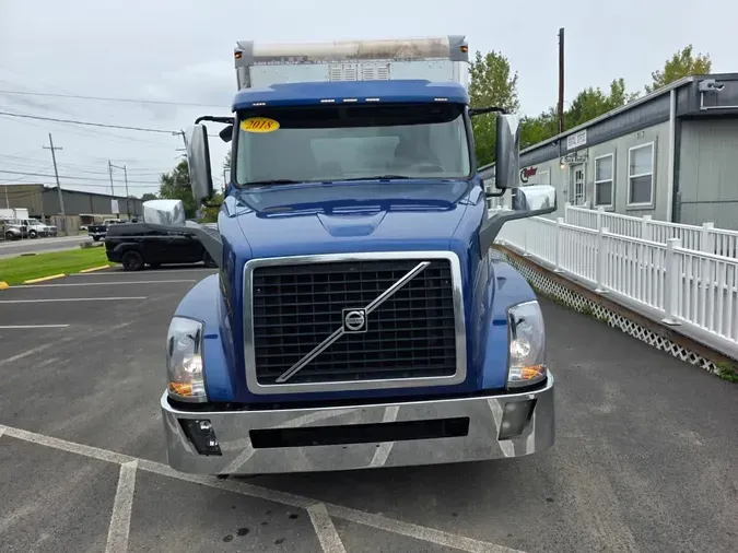 2018 VOLVO VNL64-300