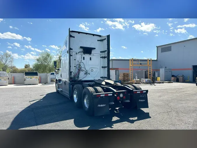 2020 Freightliner Cascadia