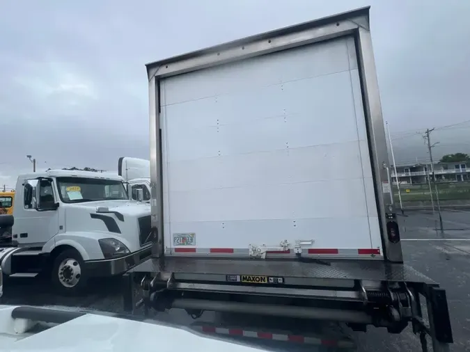 2022 FREIGHTLINER M2 106