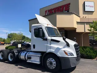 2022 Freightliner PE116DC