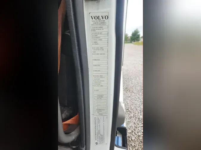 2018 Volvo VNL 740