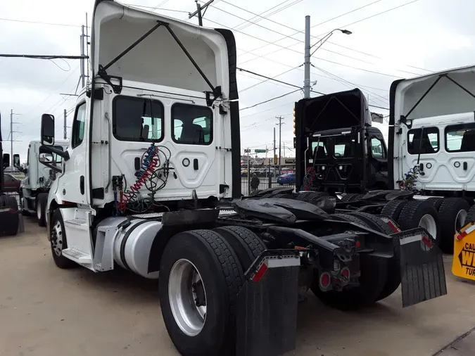 2020 FREIGHTLINER/MERCEDES NEW CASCADIA 116