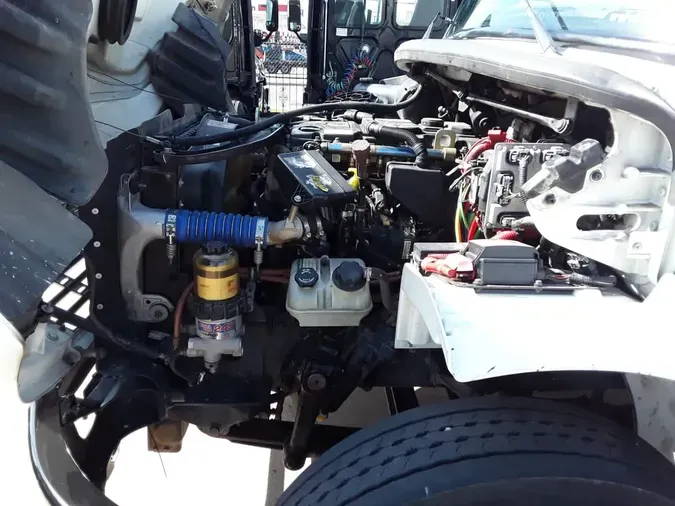 2019 FREIGHTLINER M2 106