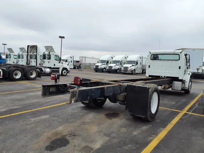 2018 FREIGHTLINER/MERCEDES M2 106