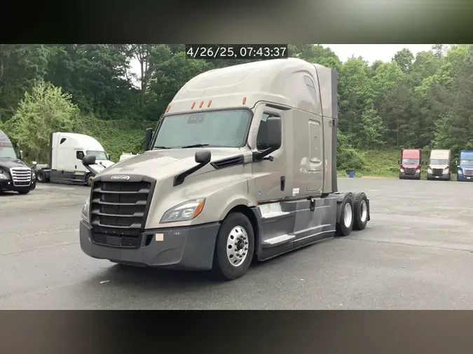 2021 Freightliner Cascadia