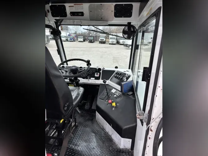 2019 Capacity TJ5000f6f2857e9dde9da20f5955008aad6795