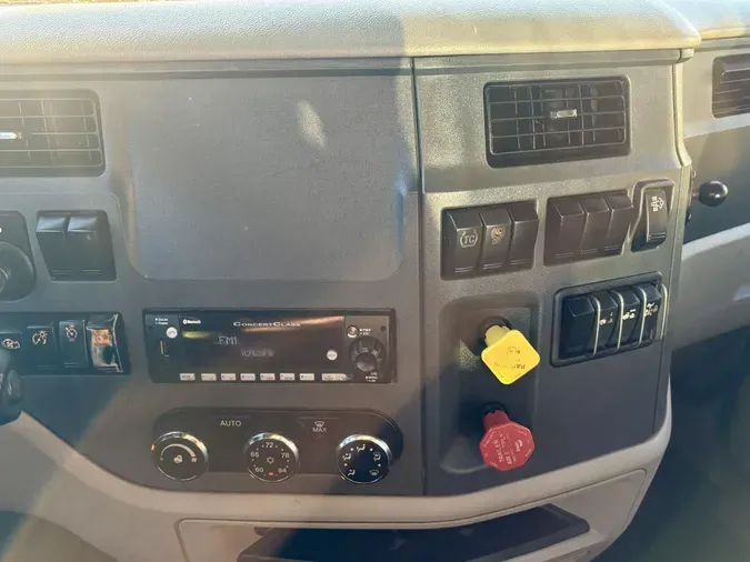 2021 Peterbilt 579
