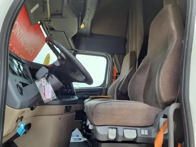 2019 FREIGHTLINER CASCADIA 125