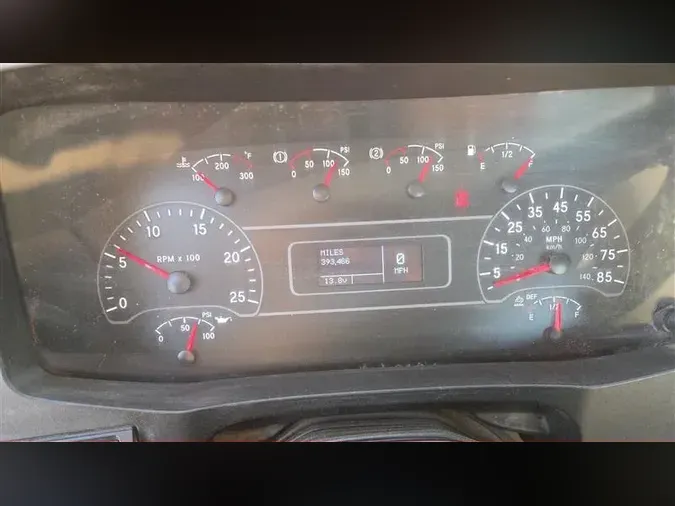 2018 INTERNATIONAL RH613