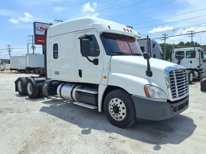 2019 FREIGHTLINER/MERCEDES CASCADIA 125