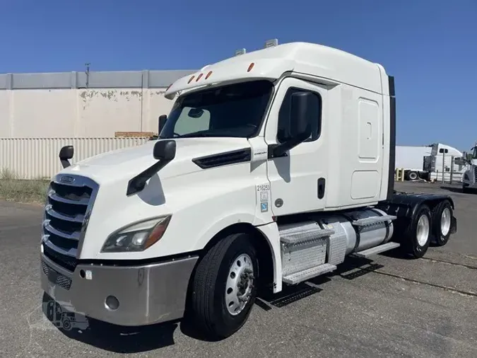 2019 FREIGHTLINER CASCADIA 126f6fd900a0fb41eb0eb01136d6eadd722