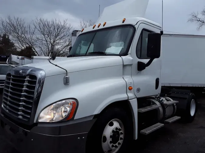 2018 FREIGHTLINER/MERCEDES CASCADIA 125f6fe2d64943a966d53bf4e4b2c531555