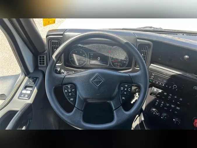 2022 INTERNATIONAL LT625