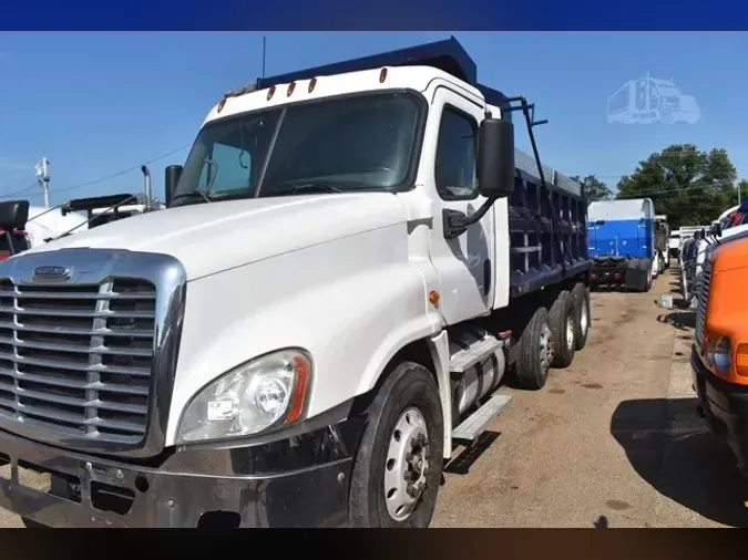 2018 FREIGHTLINER CASCADIA 125f702a42f2885a0075e2b3ea4e6c42584
