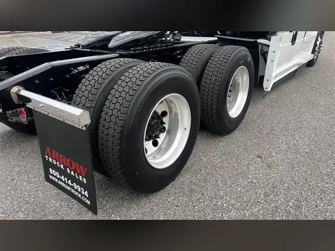 2020 FREIGHTLINER CA126f70a70bc5a9157c846b5a2c4cd6e917b